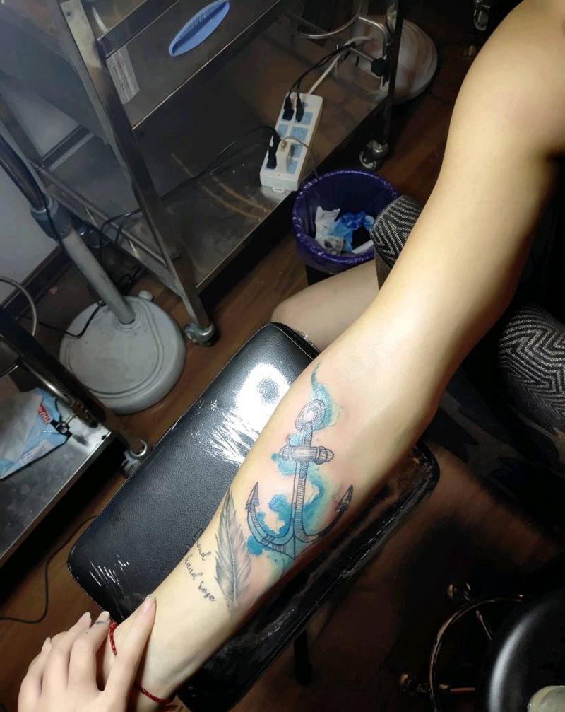 船锚纹身图片_手臂纹身图案