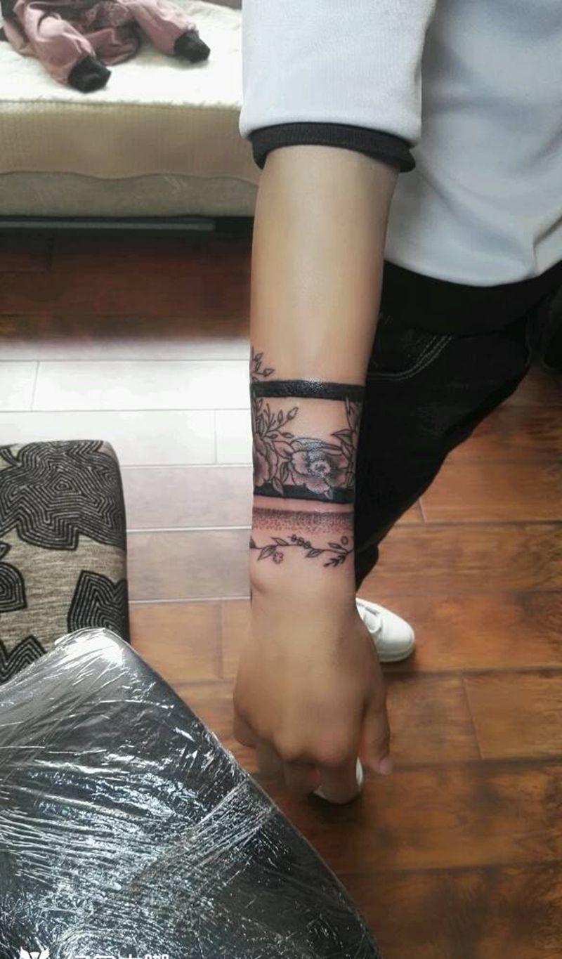 小清新系列纹身图片_手臂欧美清新字符植物成品纹身图案