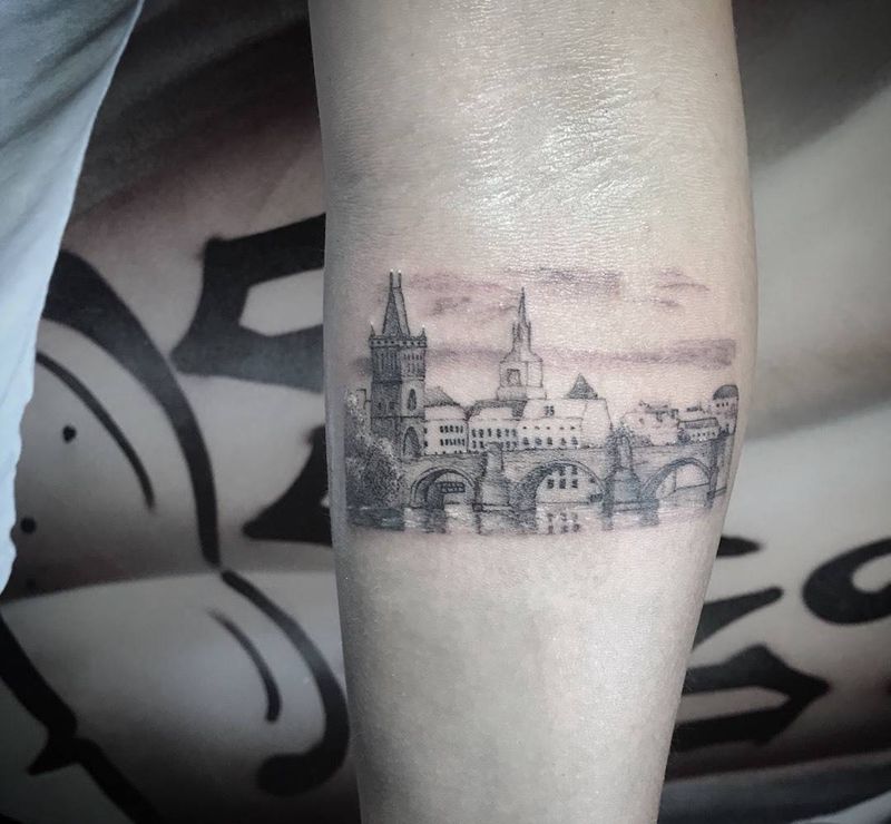 布拉格查理大桥纹身图片