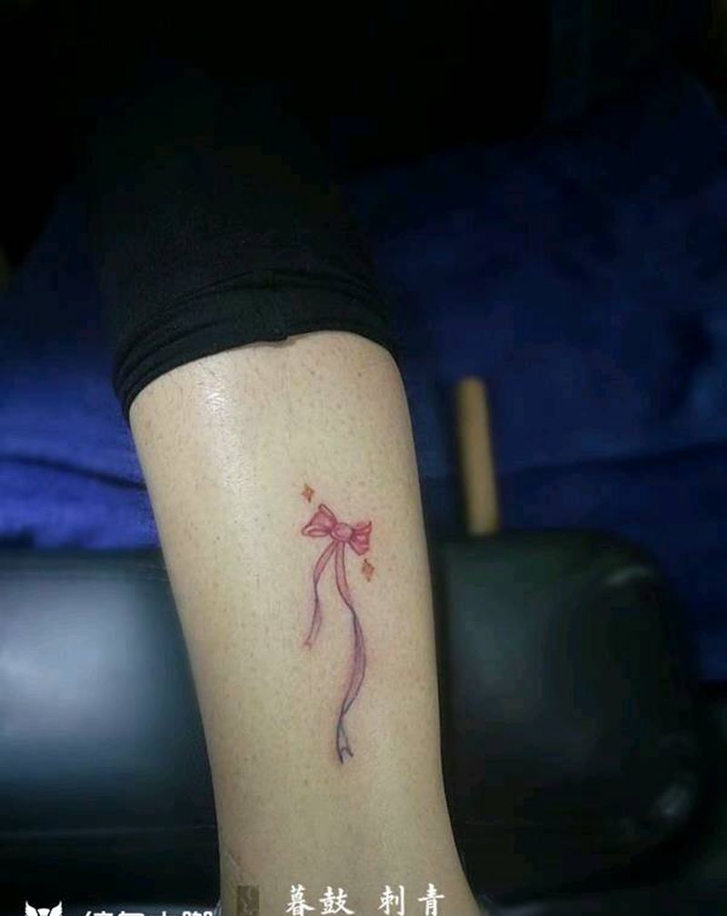 蝴蝶结纹身图片