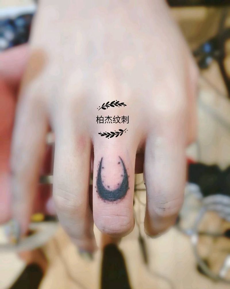 手指纹身纹身图片