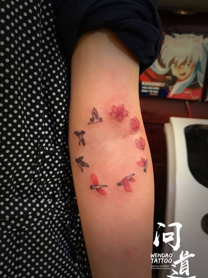 小清新纹身图片_手臂点刺小清新纹身图案