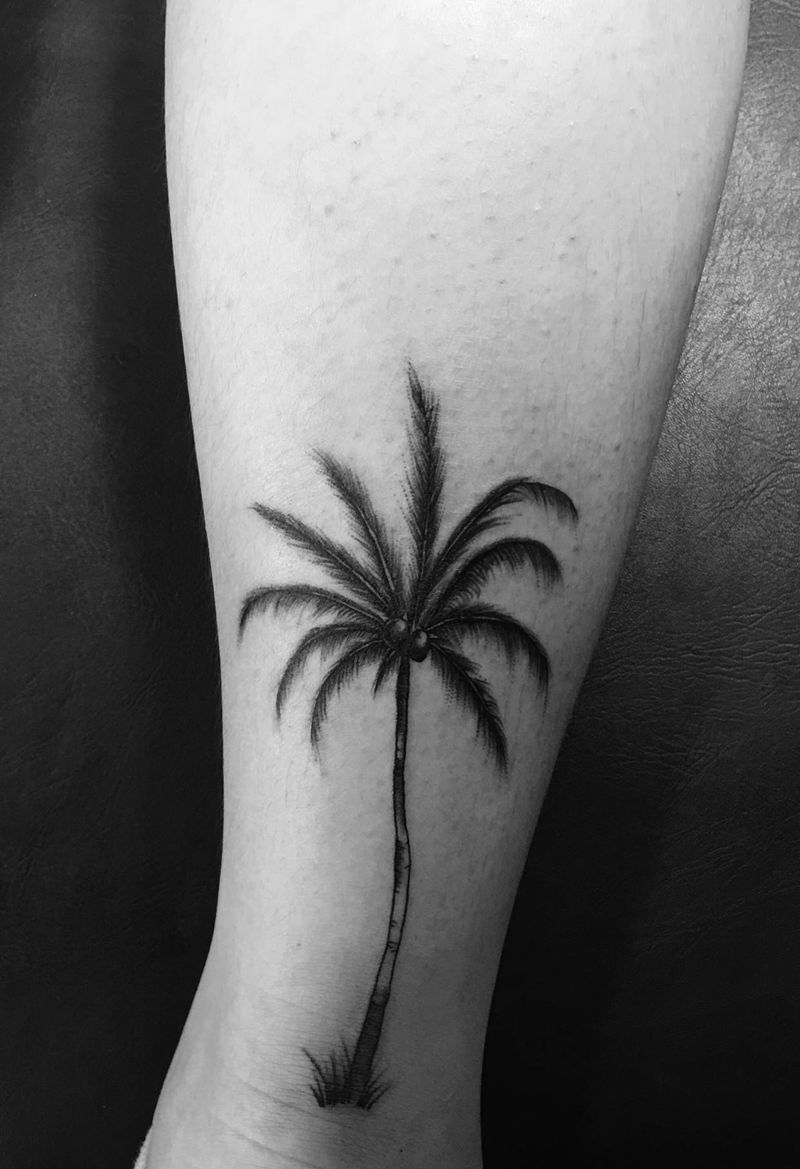 热带植物纹身图片_腿部小清新纹身图案