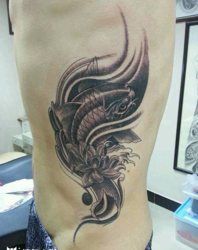 独角兽和锦鲤纹身图片_成品纹身图案