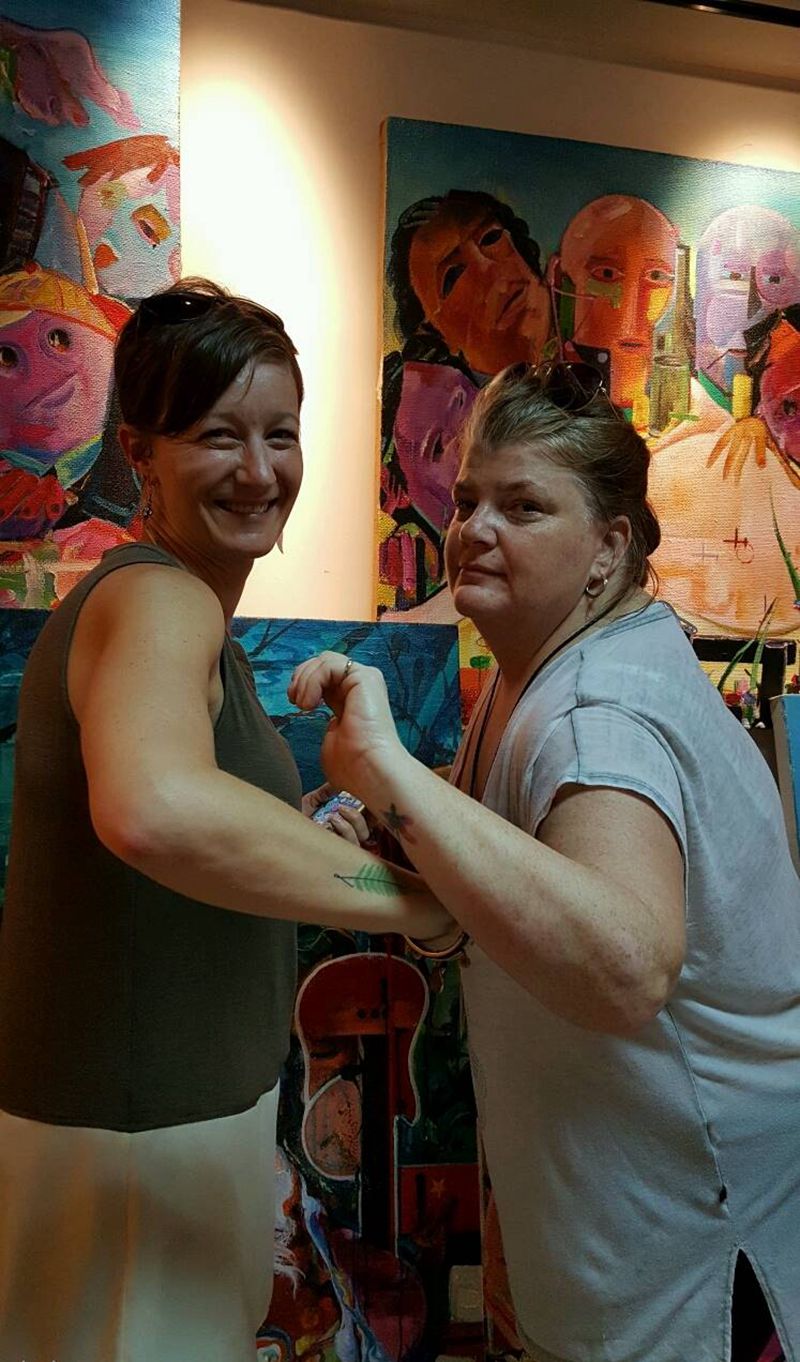 外国姑娘们纹身图片