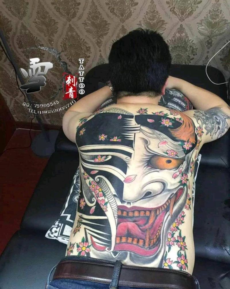 班诺纹身图片_背部传统鬼神成品纹身图案