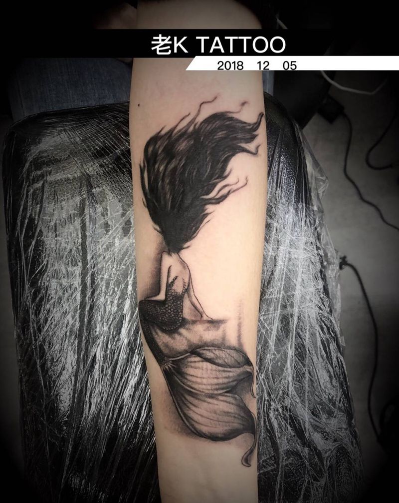 遮盖美人鱼纹身图片_手臂纹身图案