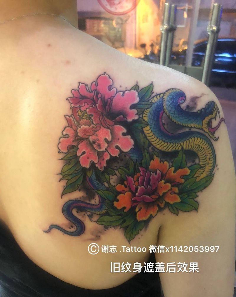 牡丹与蛇纹身图片