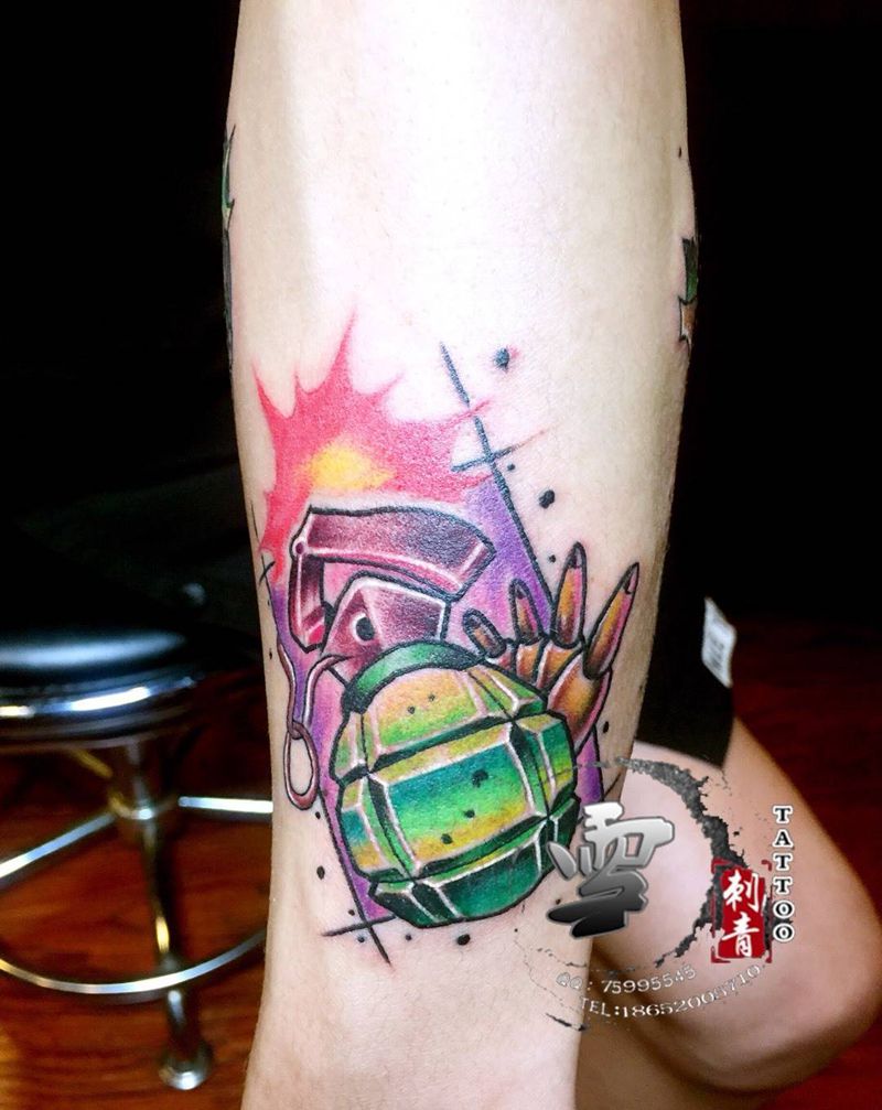 彩色手雷纹身图片