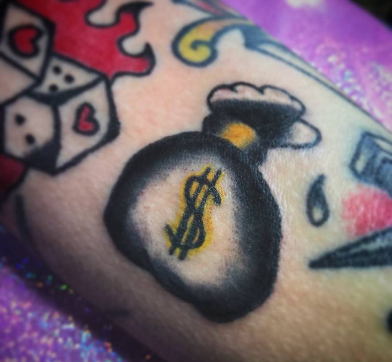 oldschool钱袋纹身图片