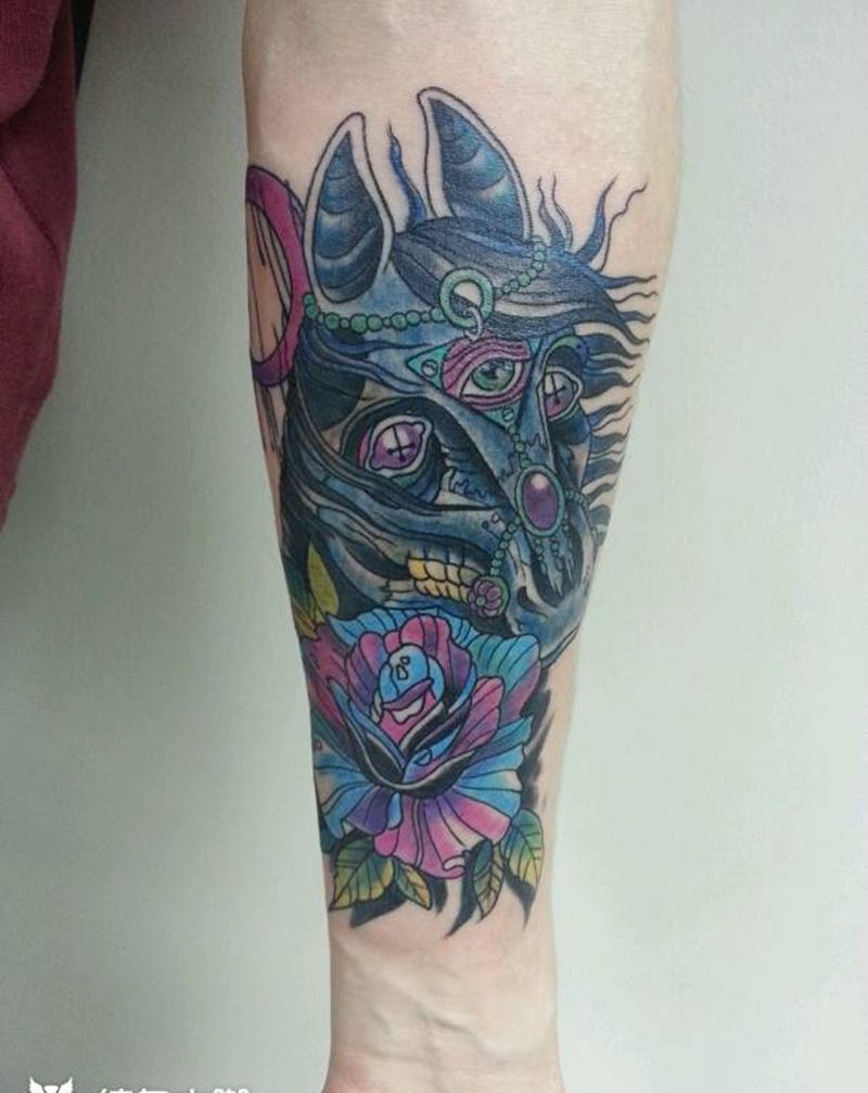 小臂外侧纹身图片_手臂欧美动物植物狂人刺青成品纹身图案