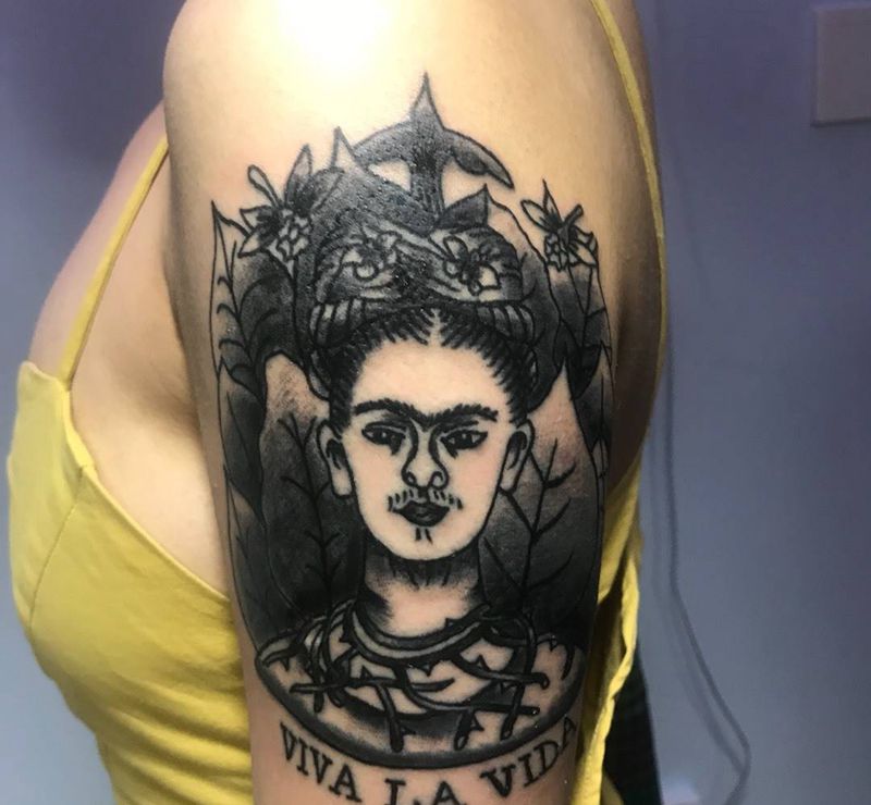 Frida Kahlo自画像纹身图片