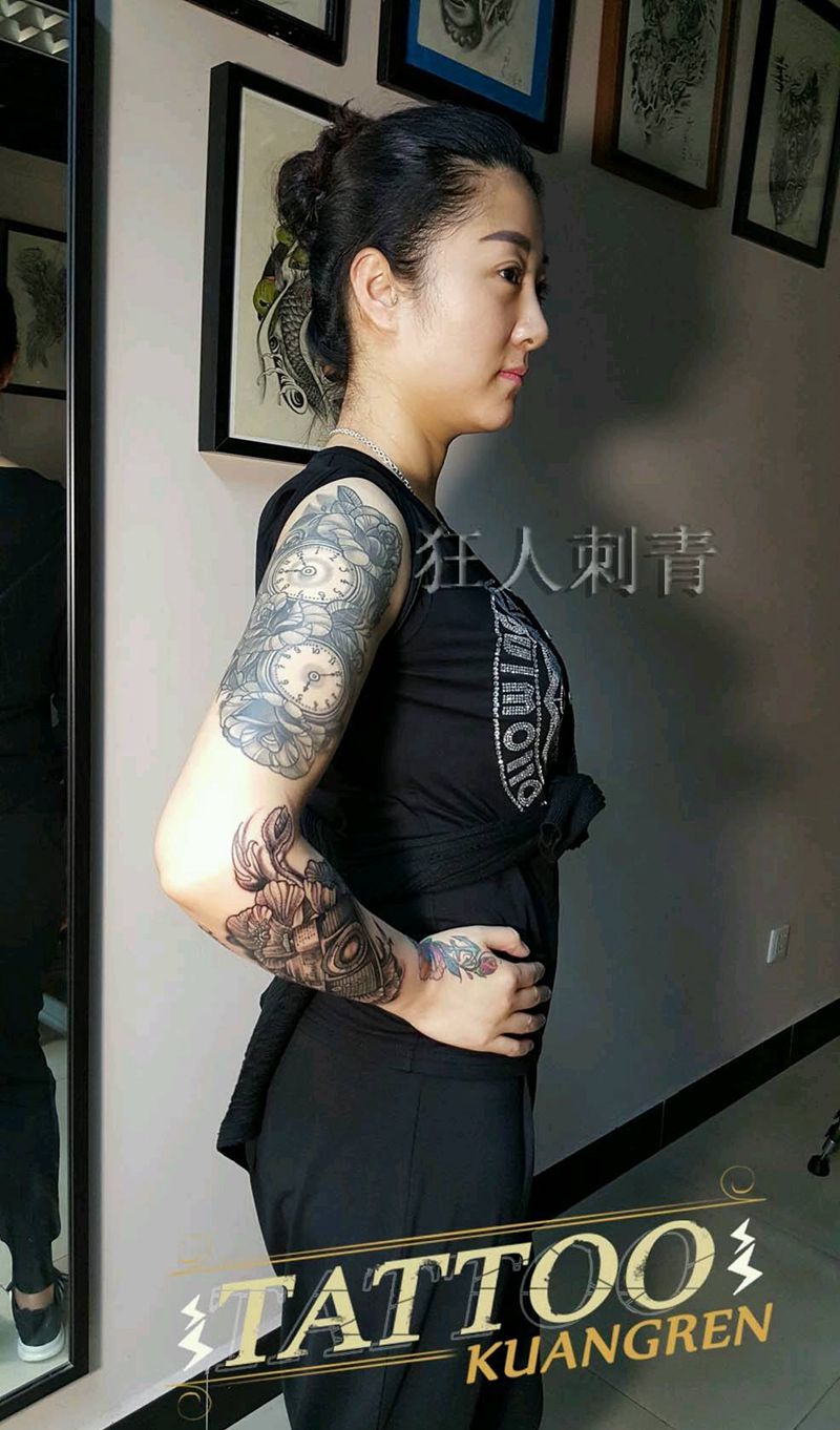 慢慢加就快成花臂了纹身图片_手臂欧美狂人刺青成品纹身图案