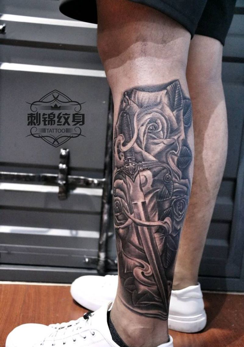 欧美花腿纹身图片