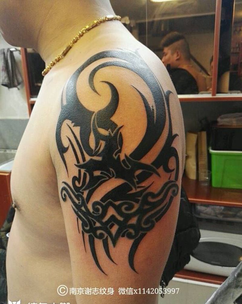 旧纹身修改添加纹身图片_手臂传统图腾成品纹身图案