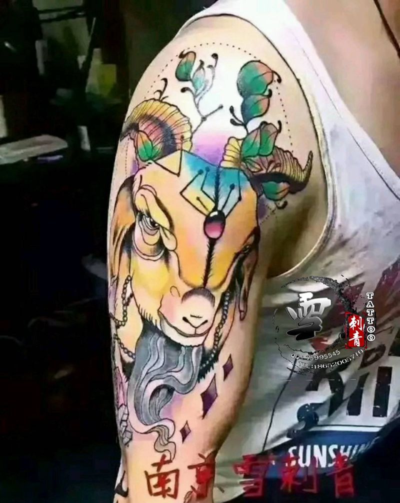 彩色羊头纹身图片