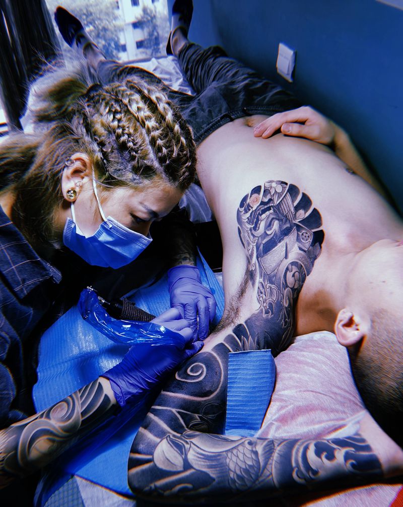 日式半胛纹身图片_手臂胸部纹身图案