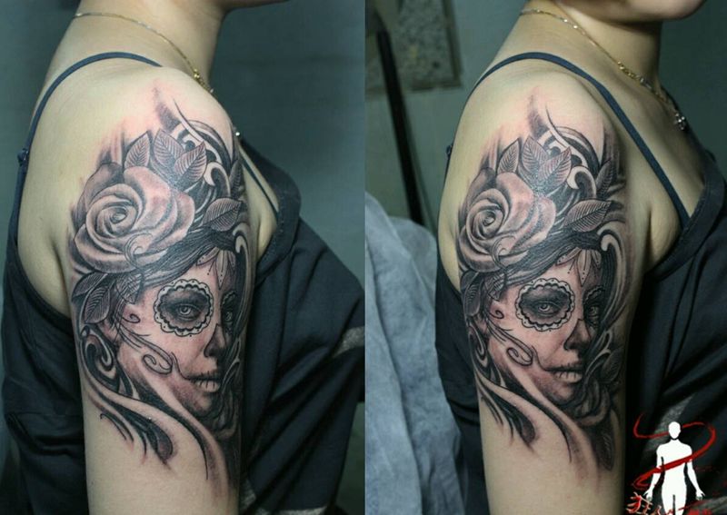 死亡女纹身图片_手臂欧美人物狂人刺青成品纹身图案