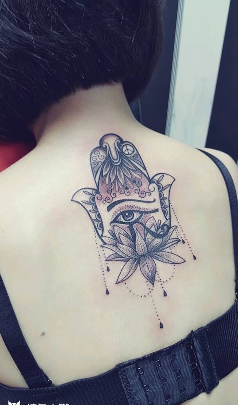 姑娘们的纹身……纹身图片_颈部背部手臂欧美几何动物人物狂人刺青成品纹身图案