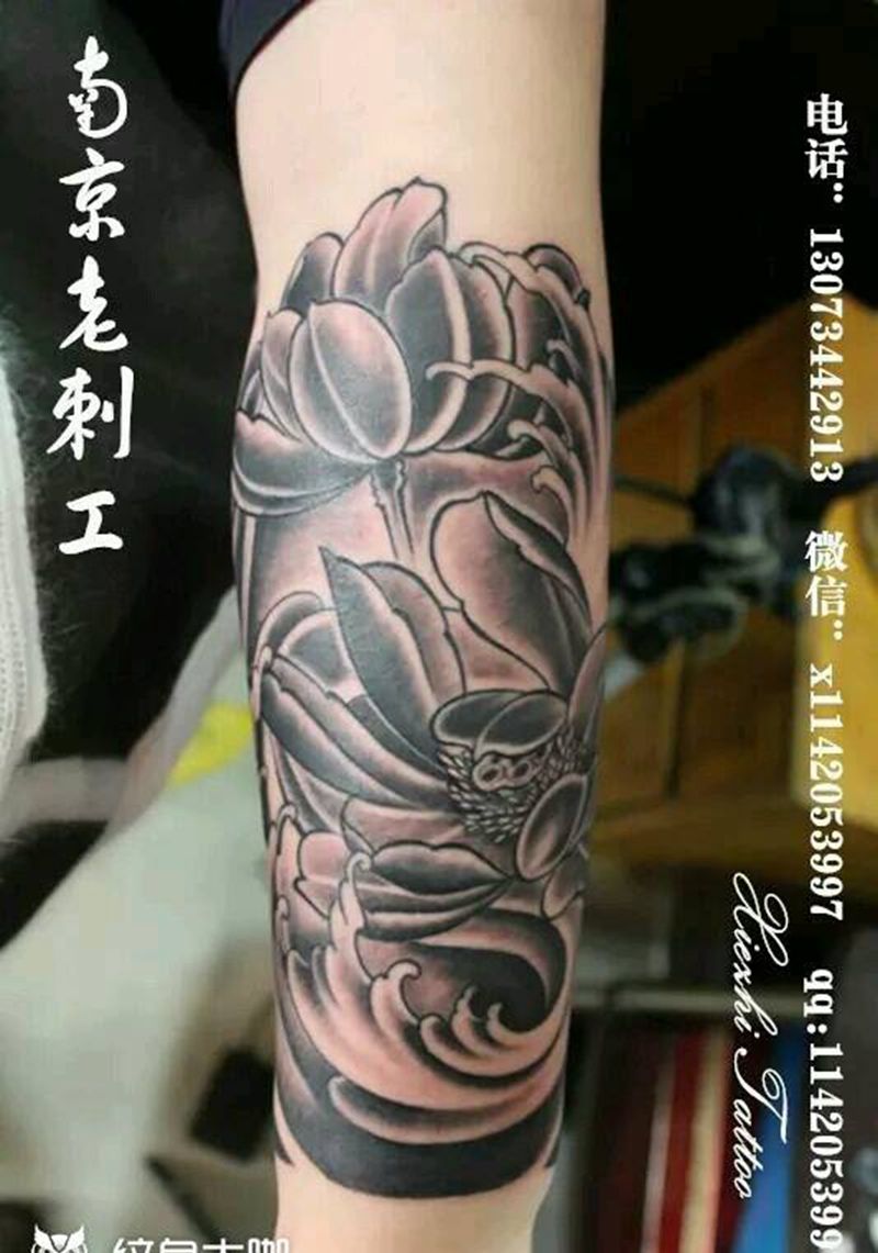 荷花纹身图片_手臂传统植物原创成品纹身图案