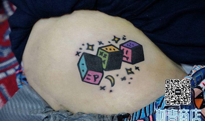 遮蓋纹身图片_Old School纹身图案