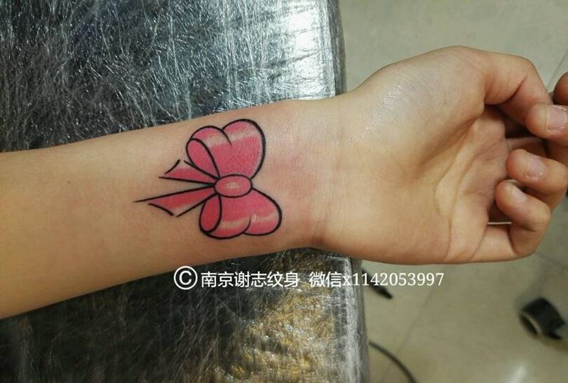 蝴蝶结纹身图片