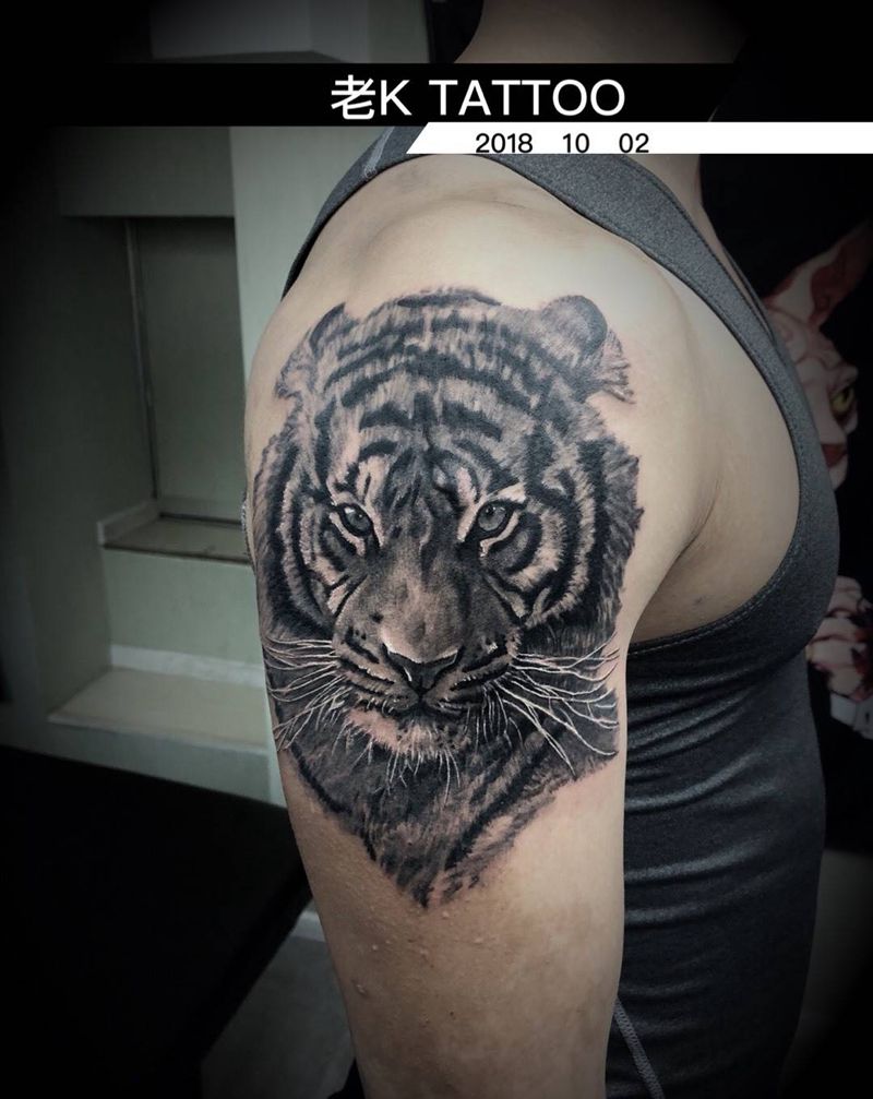 大老斧纹身图片_手臂欧美写实纹身图案