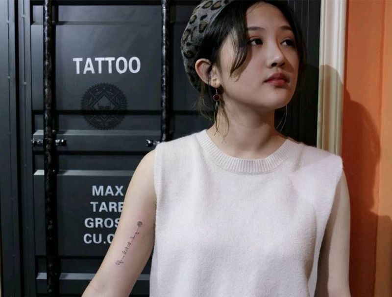 life is short纹身图片_手臂小清新英文纹身图案