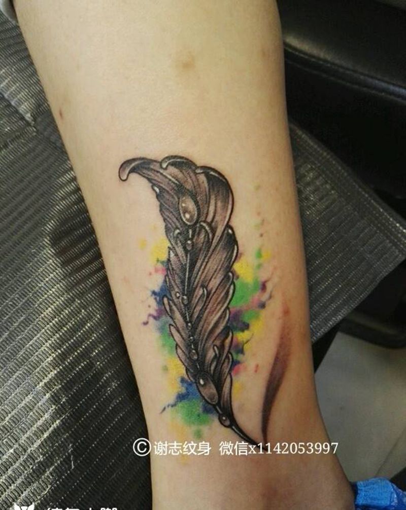 羽毛纹身图片_腿部清新原创成品纹身图案