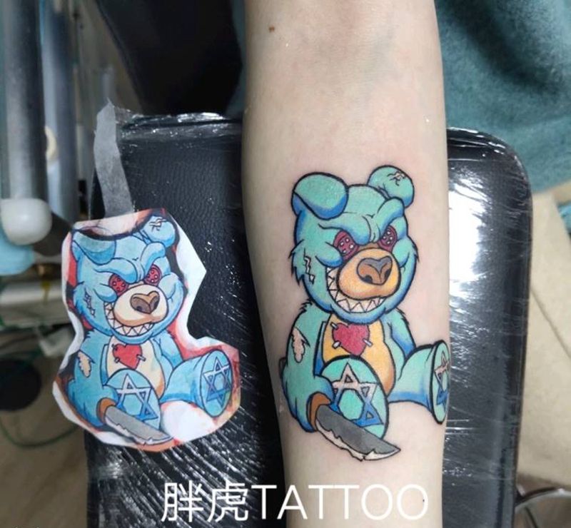 邪恶小熊纹身图片_手臂New School纹身图案