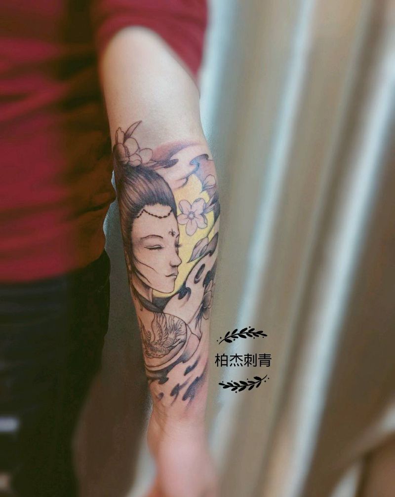 小臂艺伎纹身图片_手臂新传统纹身图案