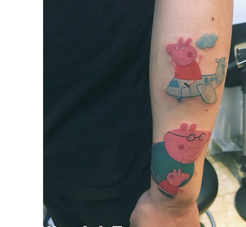 小猪佩奇纹身图片