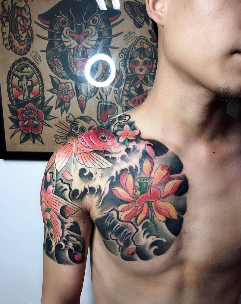 传统半甲纹身图片_胸部手臂新传统老传统鲤鱼半甲半胛纹身图案