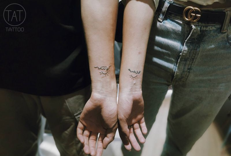 情侣纹身买一赠一纹身图片_几何纹身图案