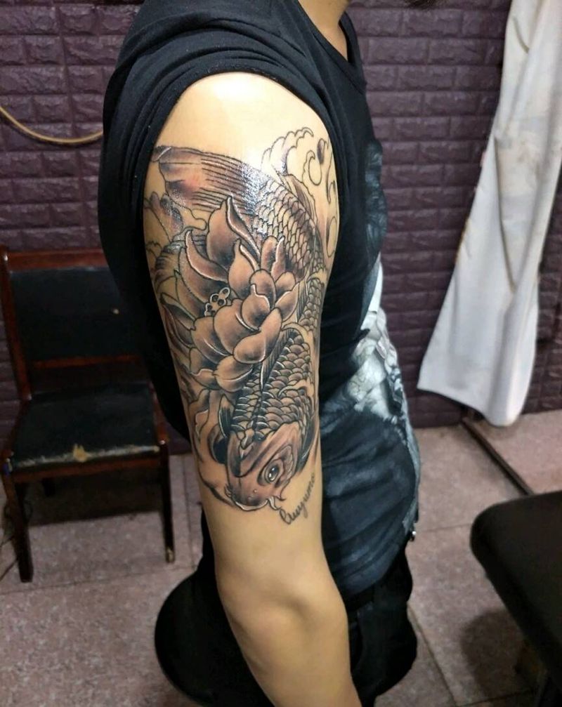 鱼纹身图片_手臂老传统纹身图案