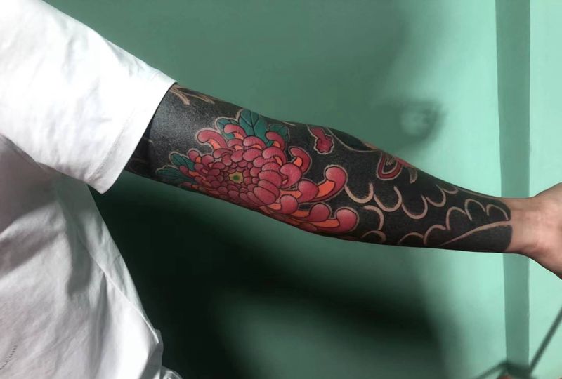 圆3老传统纹身图片_手臂纹身图案