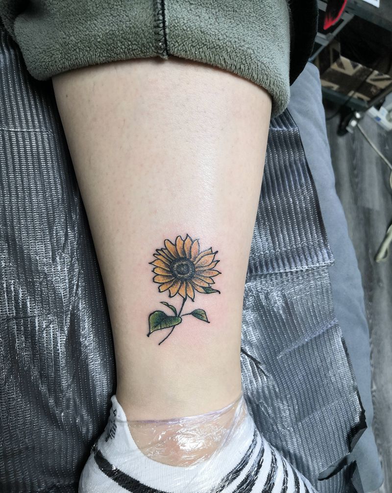 小清新向阳花纹身图片_腿部水彩纹身图案