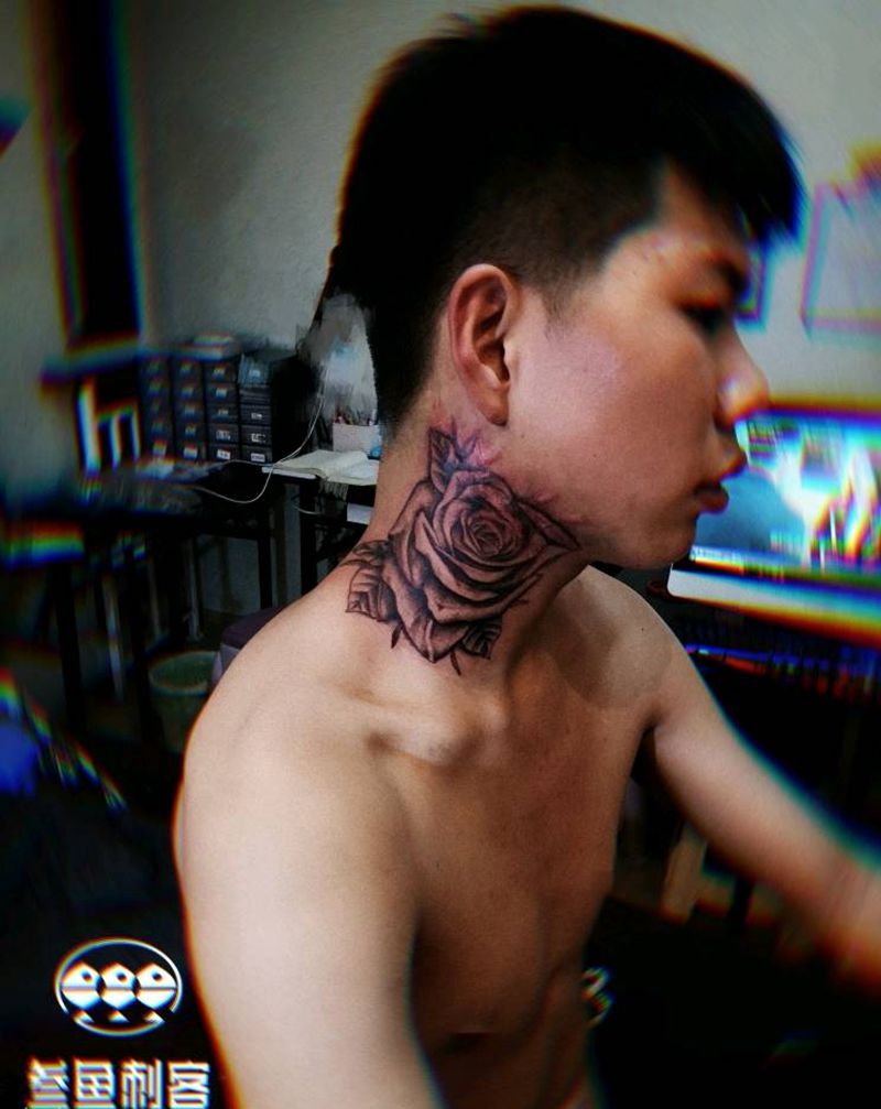 遮盖疤痕纹身图片_颈部点刺新传统遮盖疤痕纹身图案