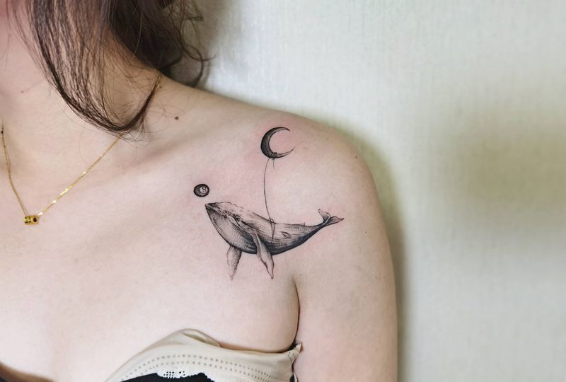 小清新纹身图片_胸部纹身图案