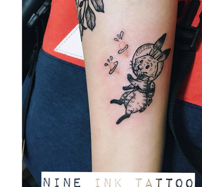 太空兔纹身图片