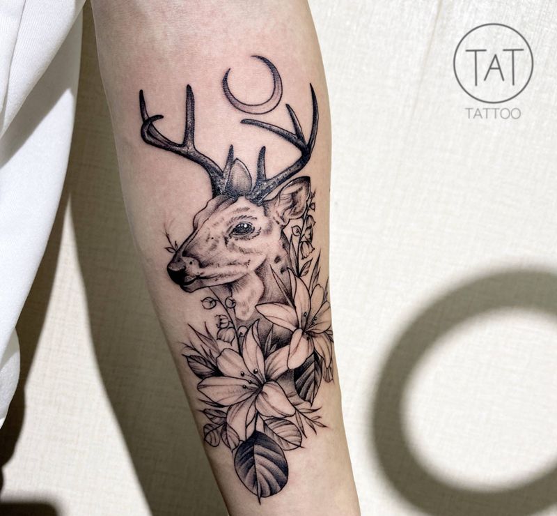 鹿纹身图片_几何纹身图案