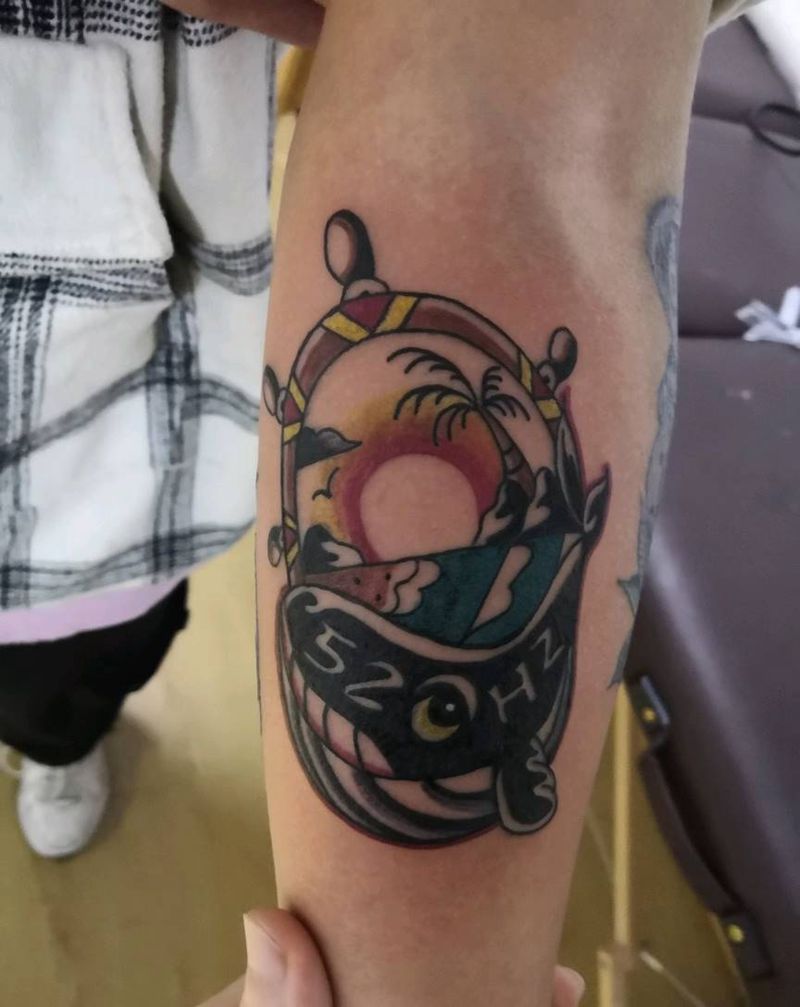 52HZ纹身图片_手臂Old School纹身图案