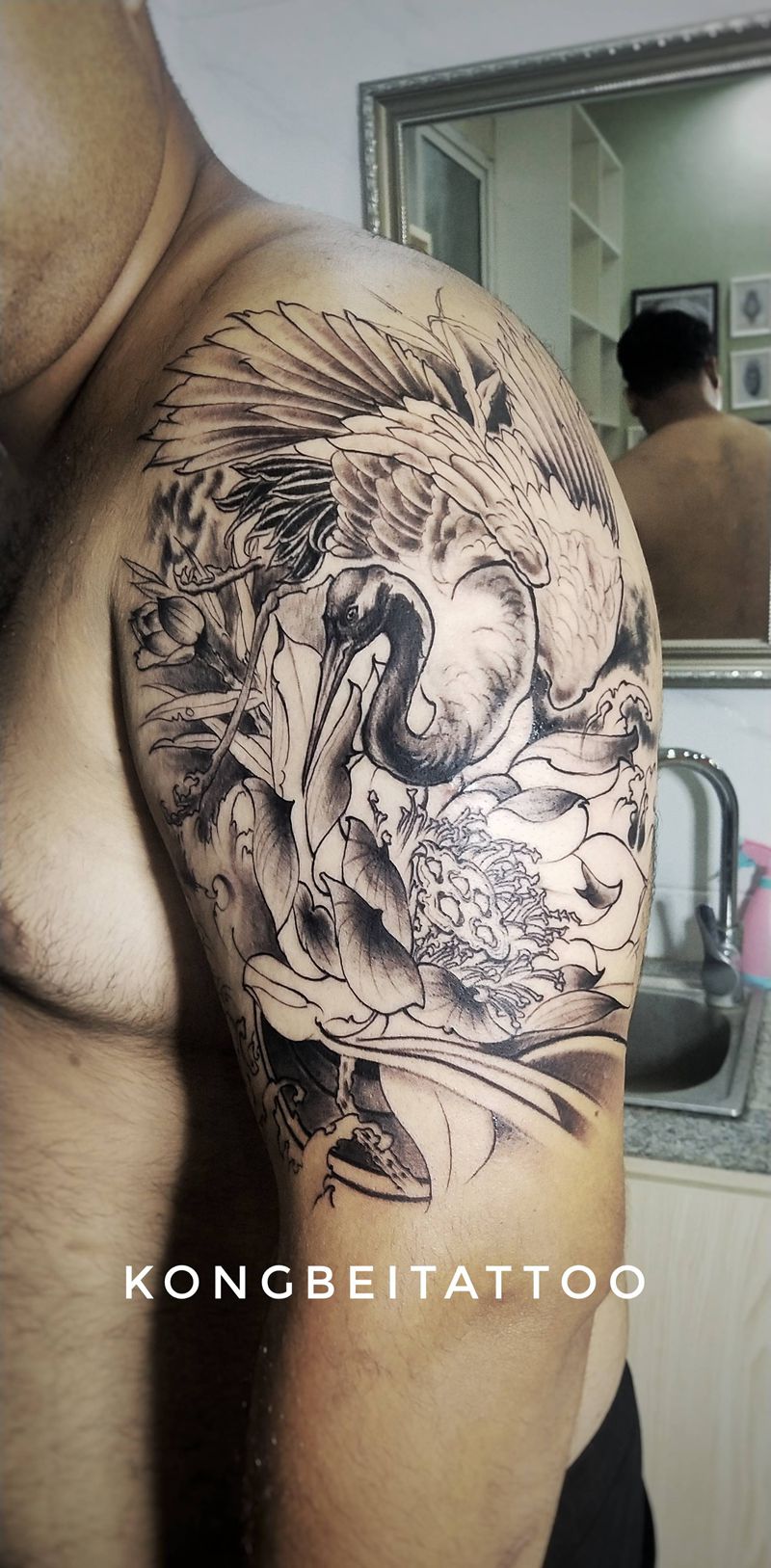 鹤纹身图片_肩部手臂纹身图案