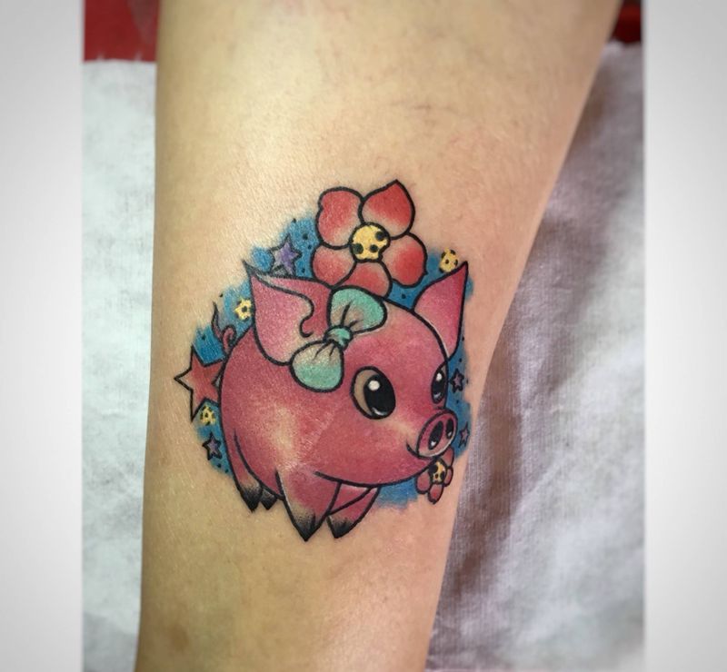 school 猪纹身图片