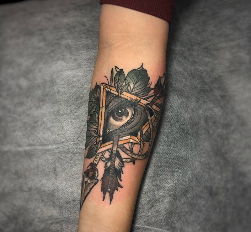 上帝之眼遮盖纹身图片_New School纹身图案