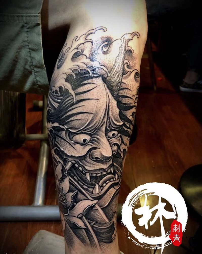 般若纹身图片_腿部新传统纹身图案