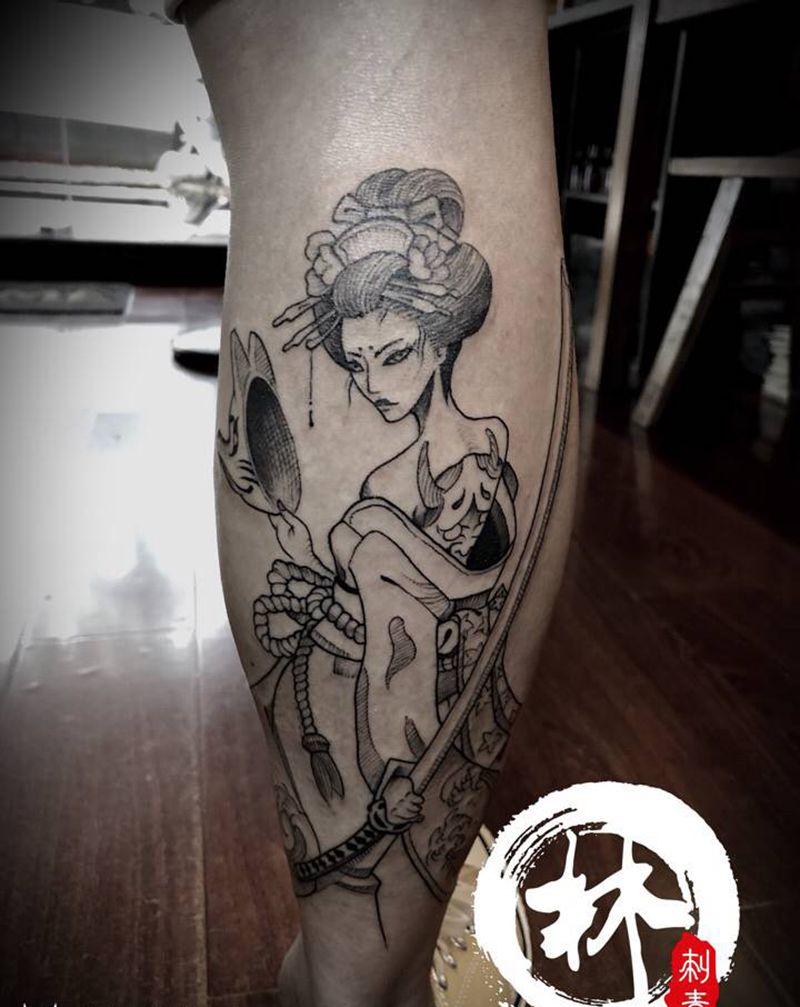 艺妓纹身图片_脚部腿部新传统纹身图案