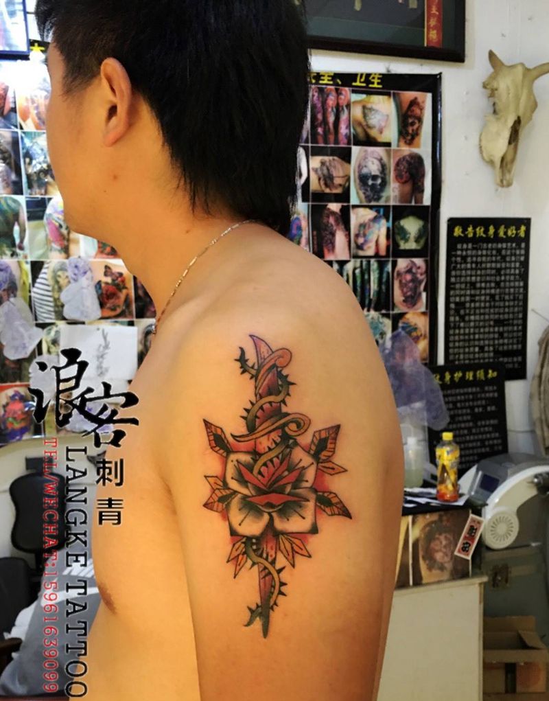 花纹身图片_欧美手臂植物成品纹身图案