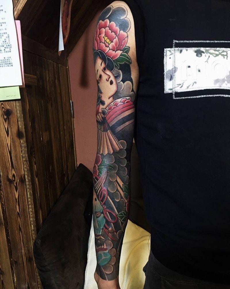 艺妓花臂般若纹身图片_传统人物植物鬼神成品手臂纹身图案