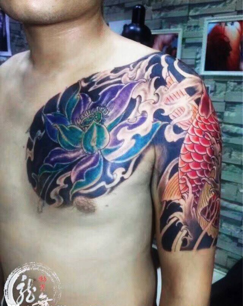 半胛纹身图片_成品传统纹身图案